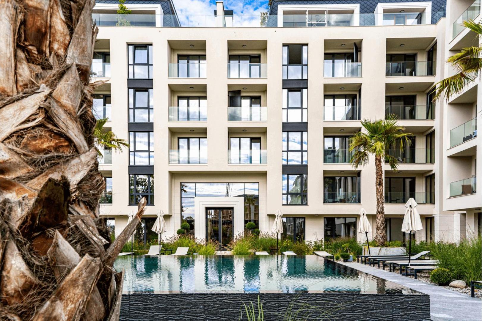 Studio With Pool Άγιος Κωνσταντίνος και Ελένη Εξωτερικό φωτογραφία